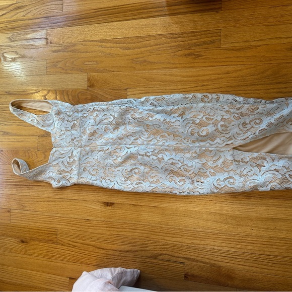 Dress - Picture 3 of 5